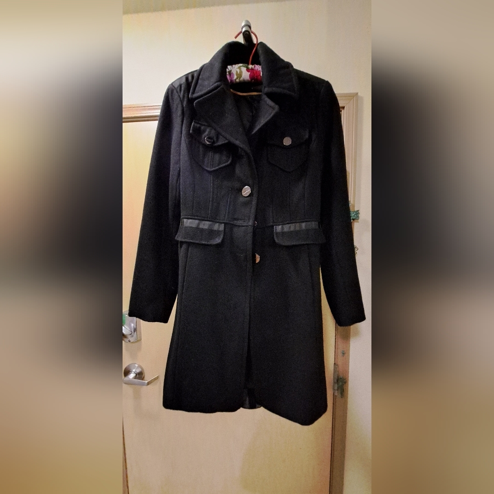 Classic black peacoat. Size 4. Brand Kenneth Cole New York.